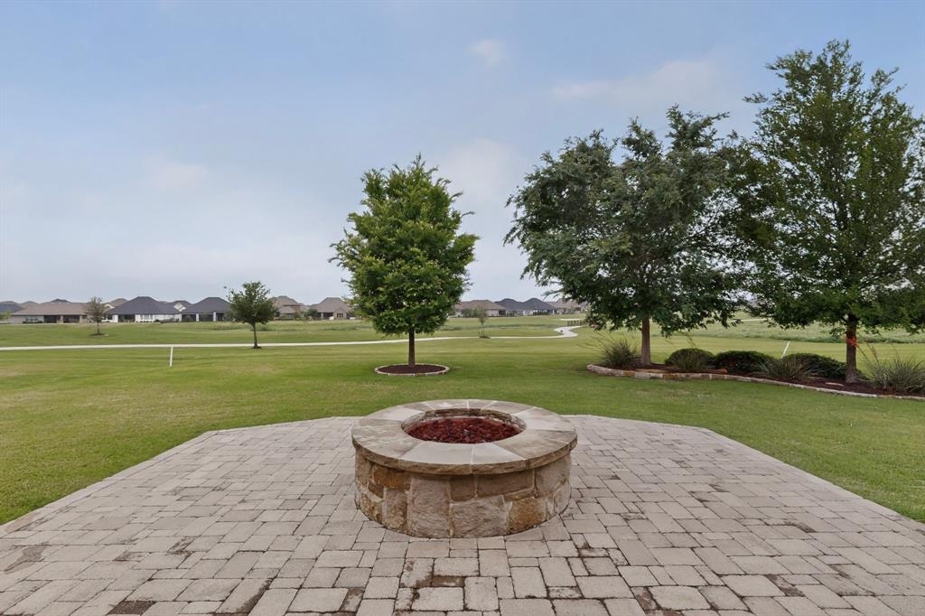 9524 Crestview Drive Property Photo 11