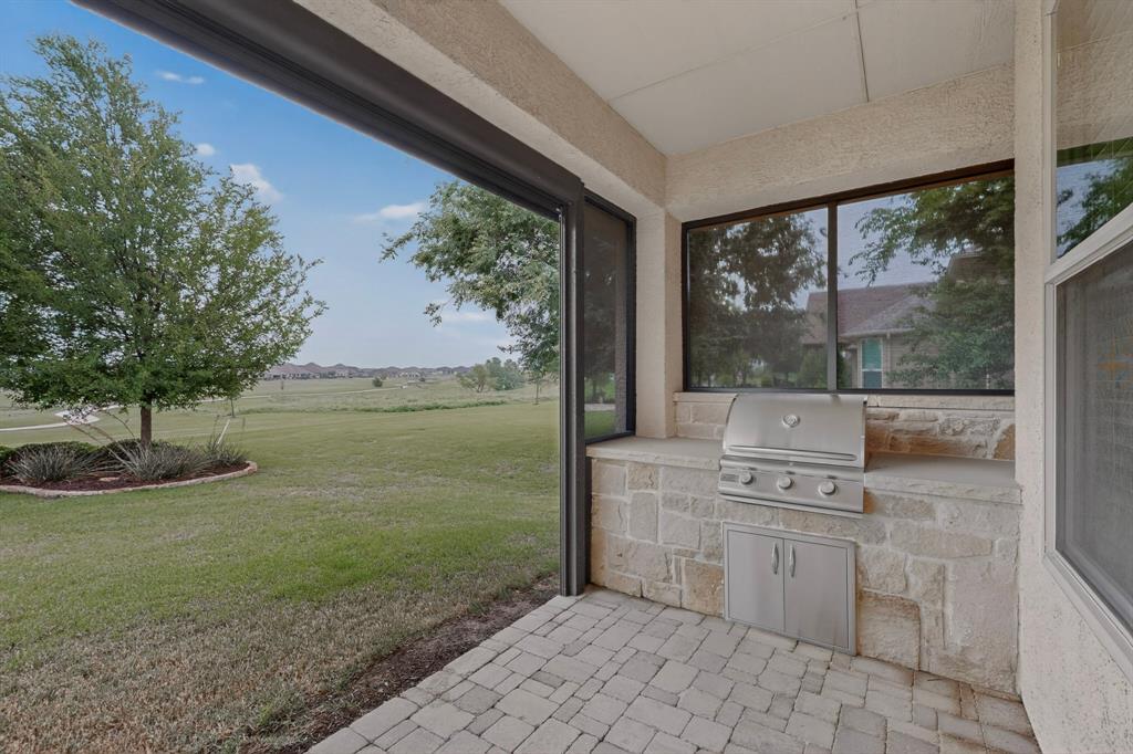 9524 Crestview Drive Property Photo 12