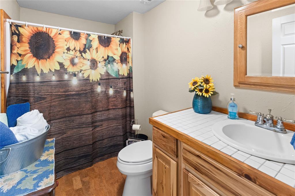 1229 County Rd 3105 Property Photo 24