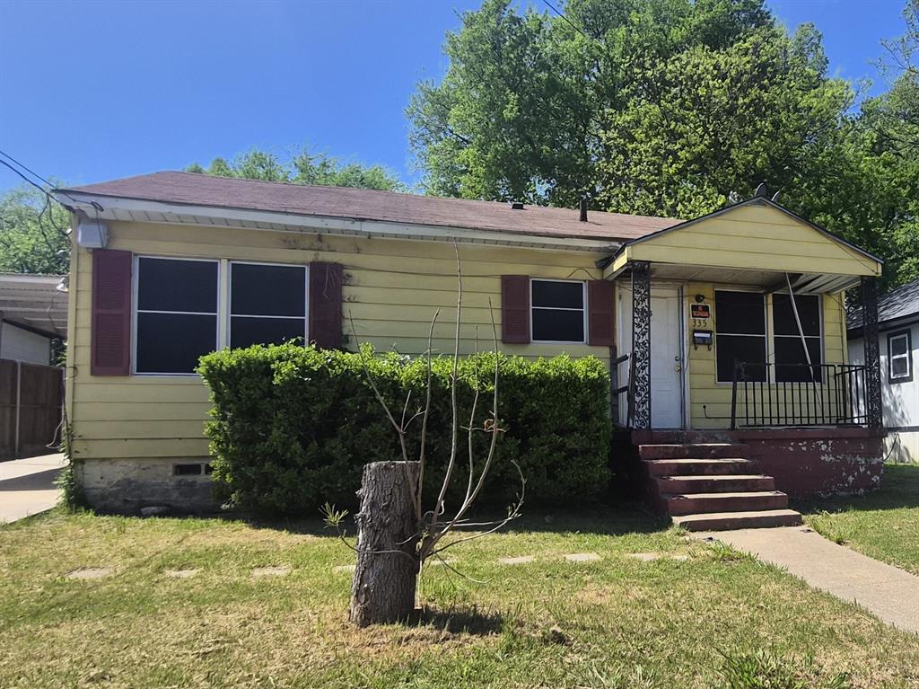 335 Avenue J Property Photo 1