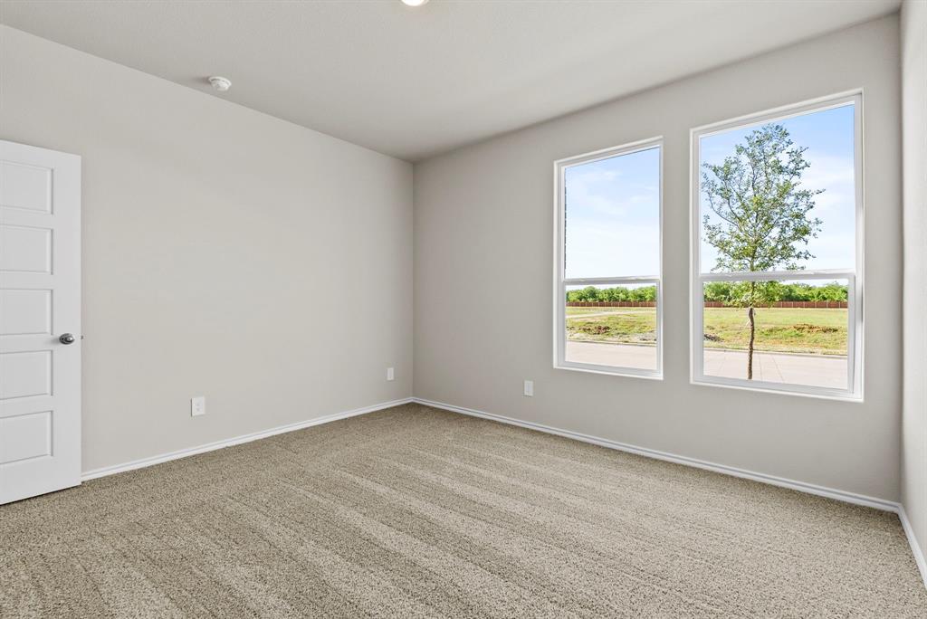 3053 Maple Orchard Lane Property Photo 6