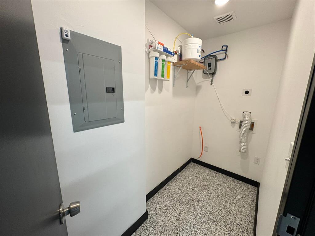 2137 Chelsea Boulevard D12 Property Photo 15