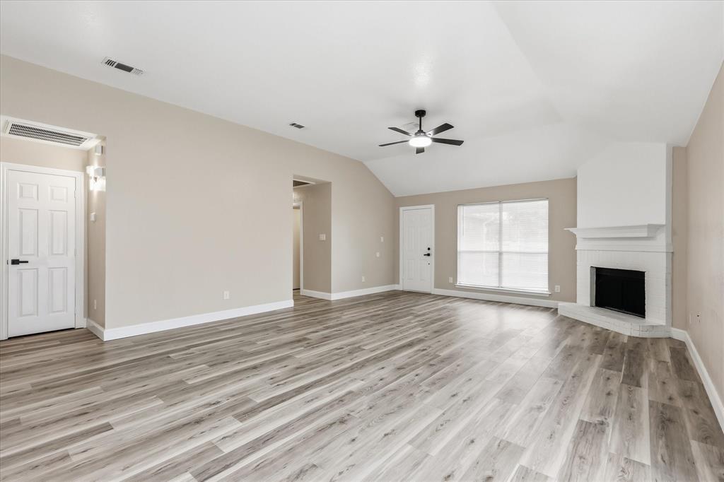 1220 Cedarcrest Drive Property Photo 2