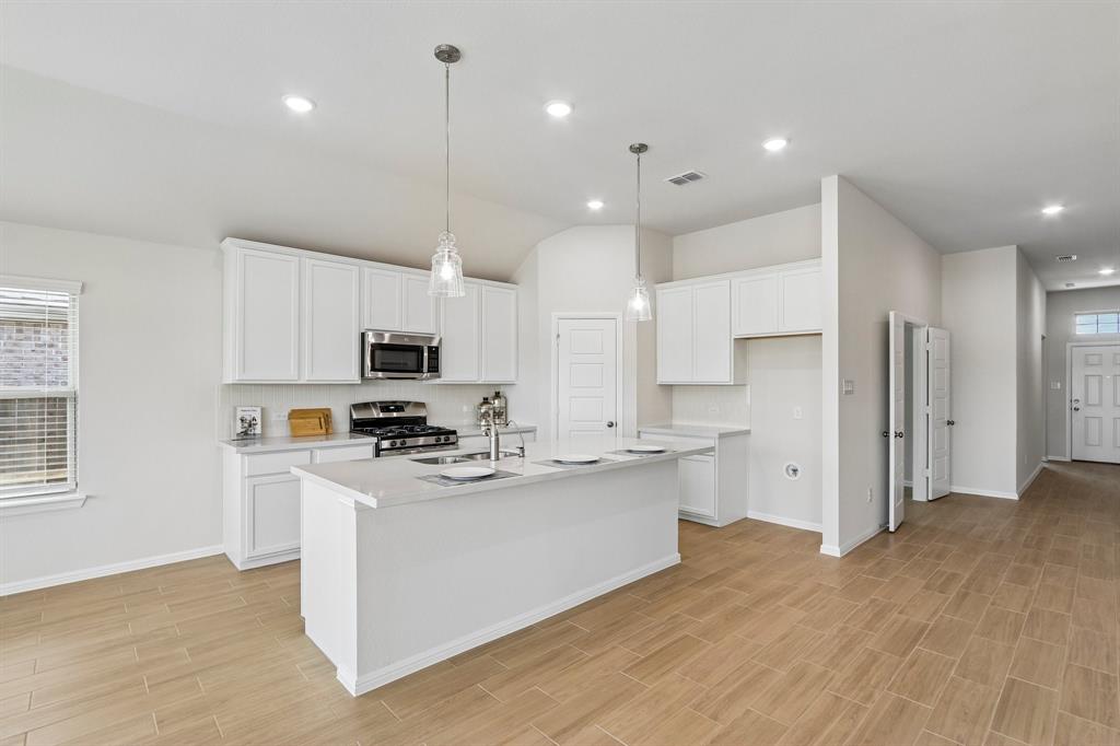 2900 Tamarack Lane Property Photo 17