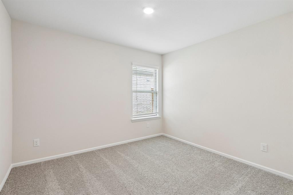 2900 Tamarack Lane Property Photo 25