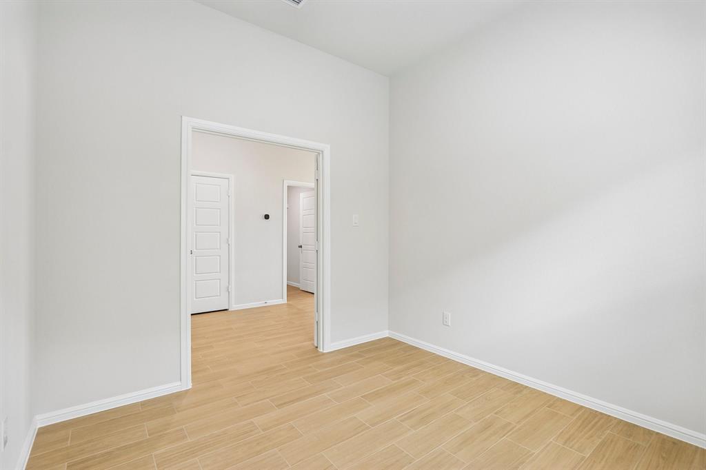 2900 Tamarack Lane Property Photo 28