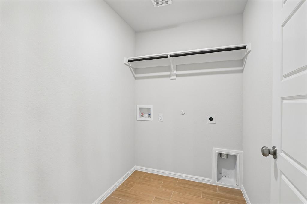 2900 Tamarack Lane Property Photo 30