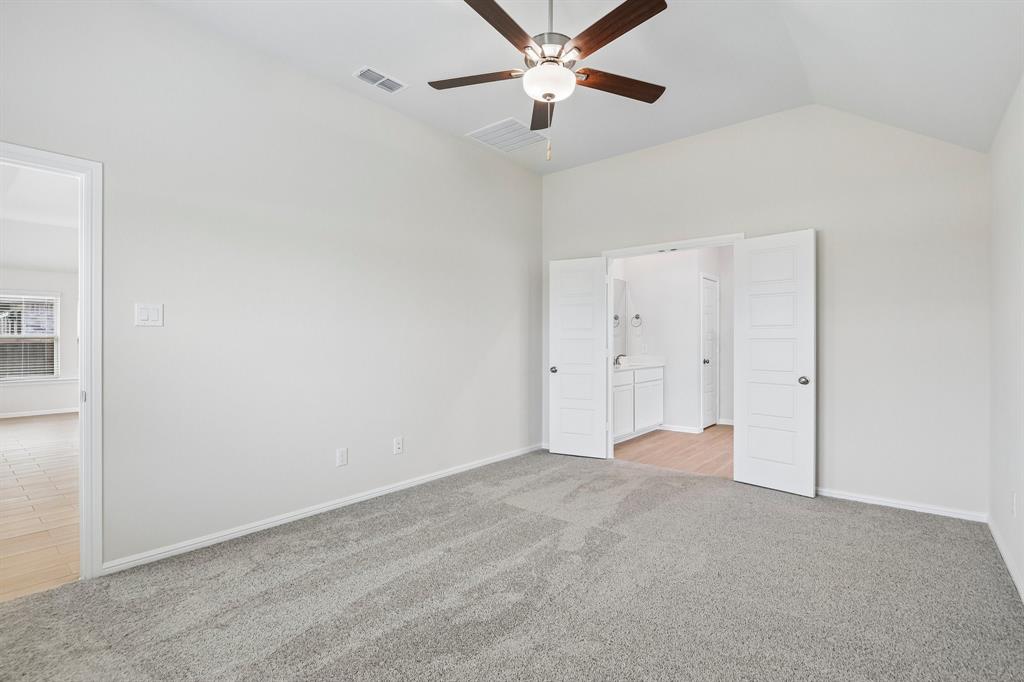 2900 Tamarack Lane Property Photo 32