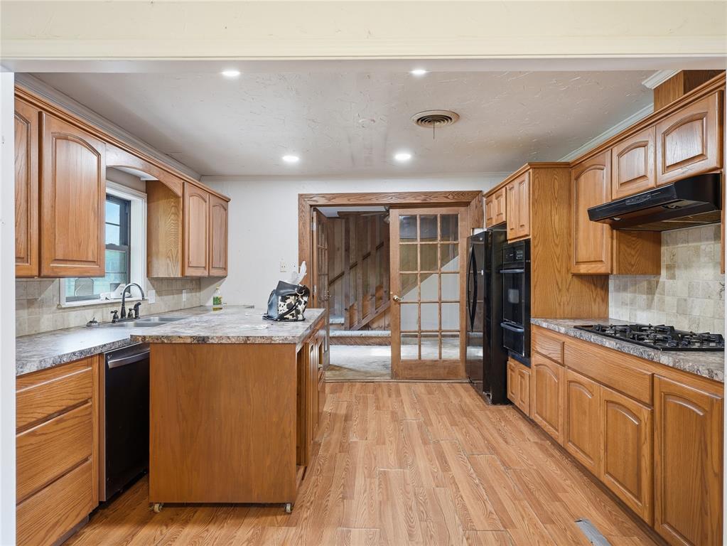511 N Clay Street Property Photo 6