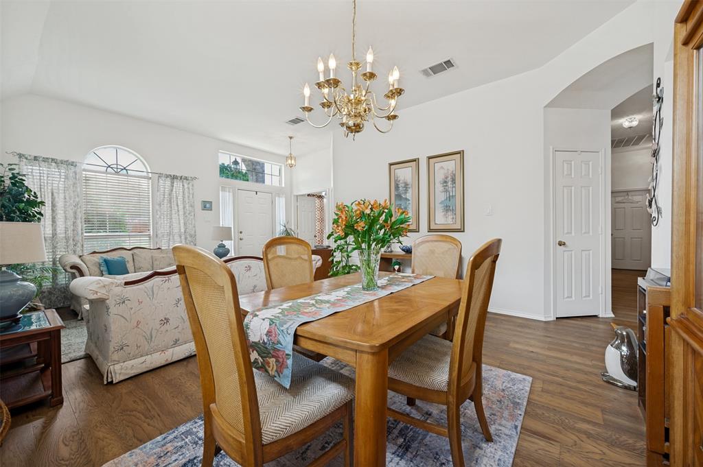10009 White Lane Property Photo 10