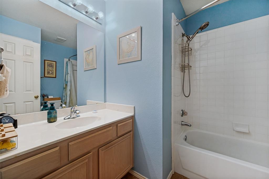 10009 White Lane Property Photo 19