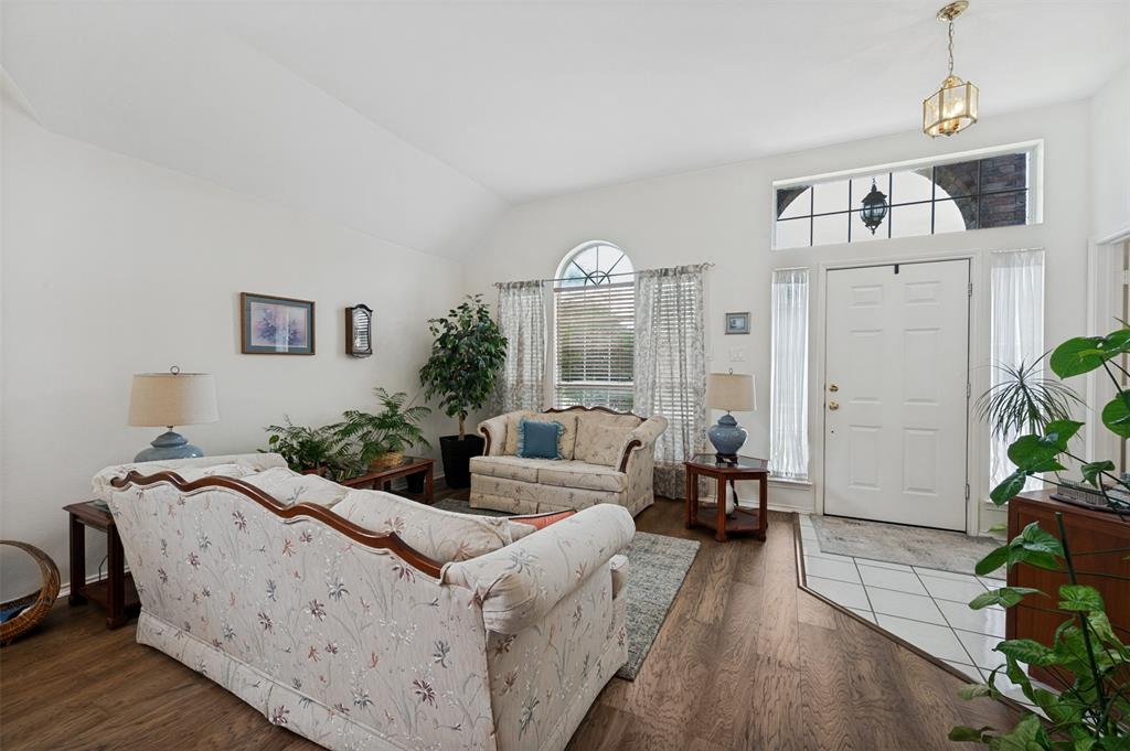 10009 White Lane Property Photo 20