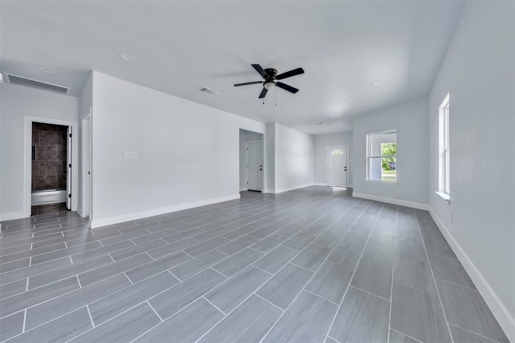 305 Pemberton Street Property Photo 5