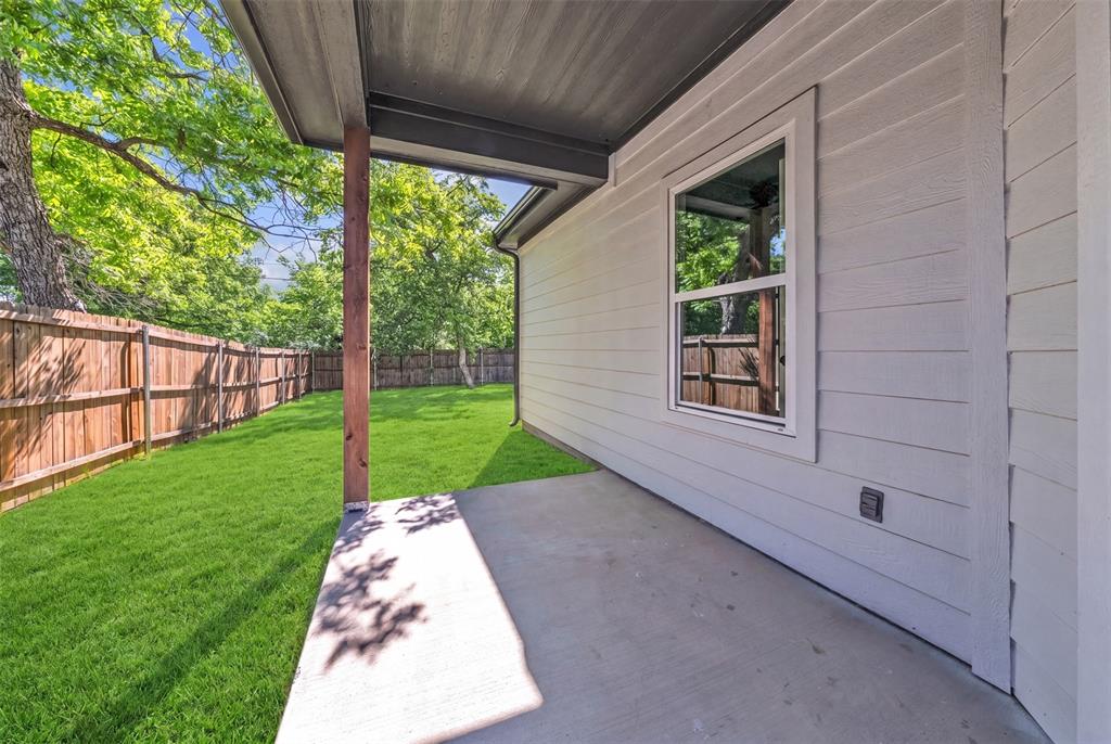 305 Pemberton Street Property Photo 16