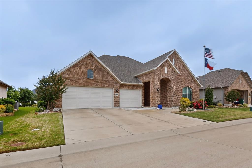 8008 American Way Property Photo 3