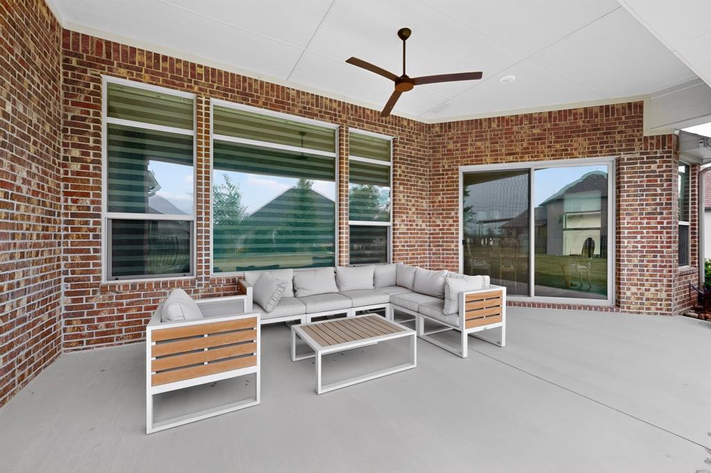 8008 American Way Property Photo 5