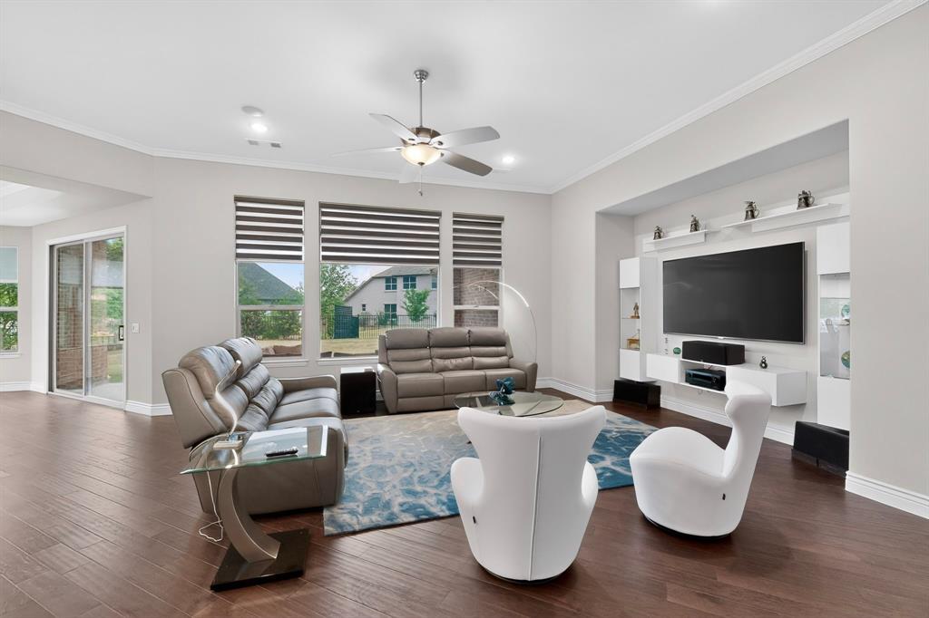 8008 American Way Property Photo 12