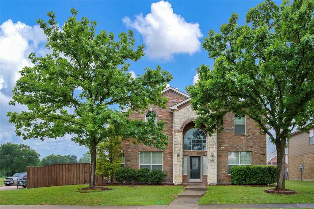 803 Cascades Drive Property Photo 1