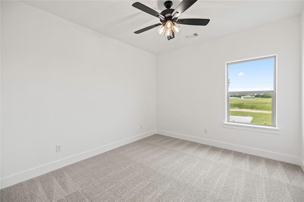 104 Prairie Winds Drive Property Photo 22