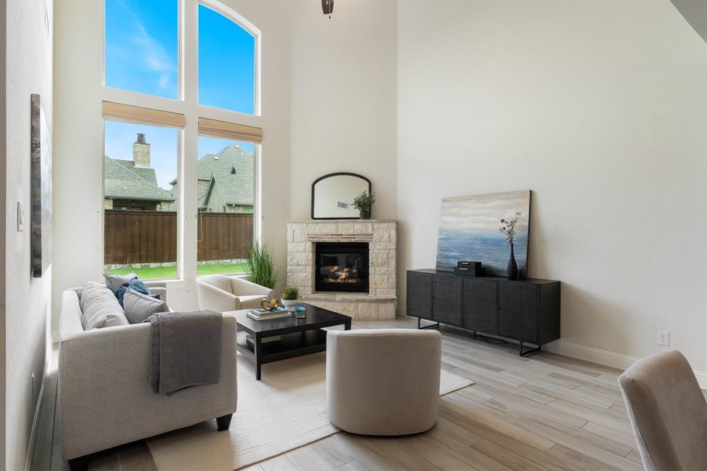 2825 London Property Photo 16