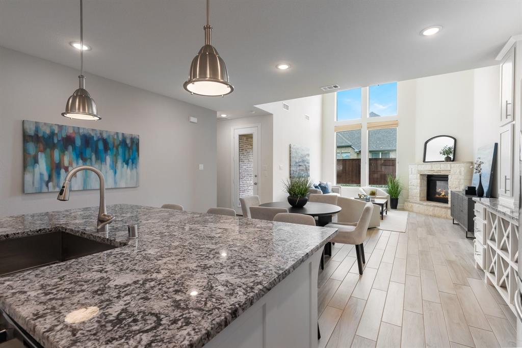 2825 London Property Photo 17