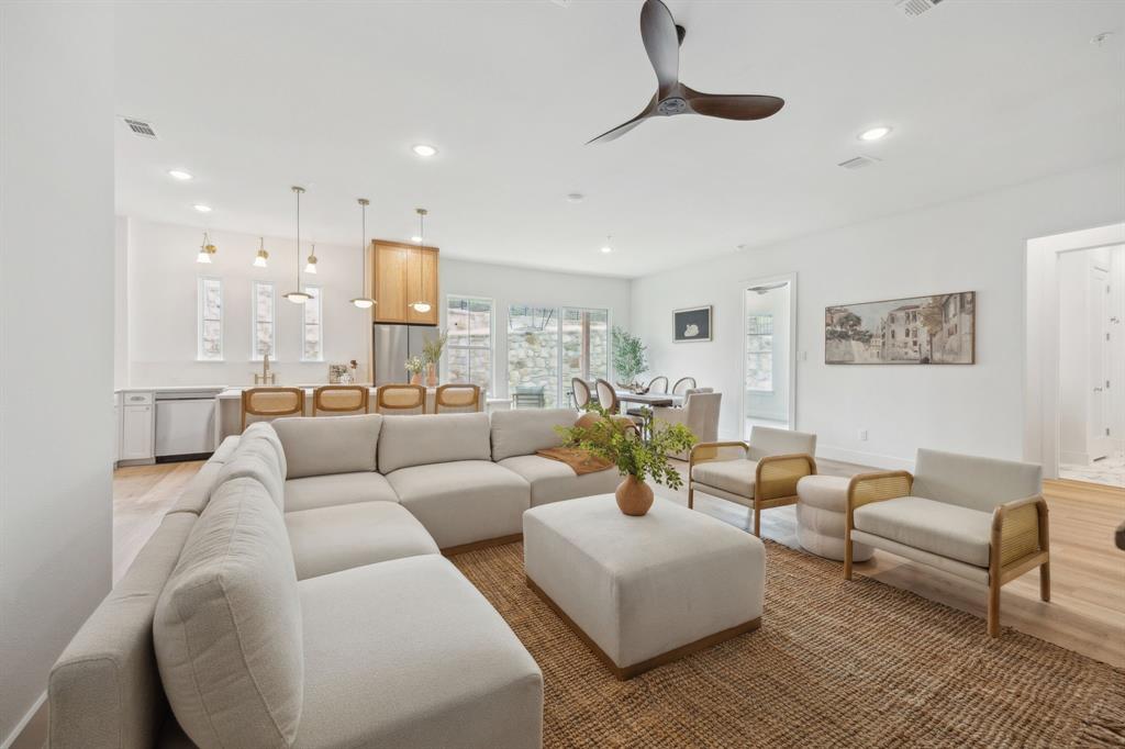 2016 Portofino Drive Property Photo 3