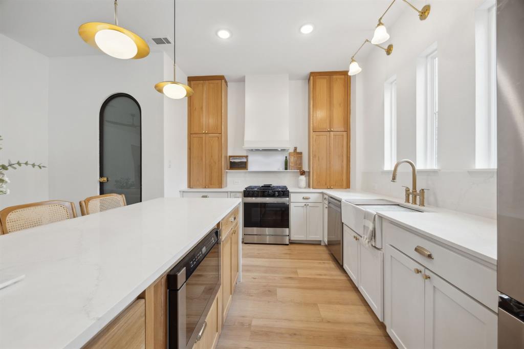 2016 Portofino Drive Property Photo 4