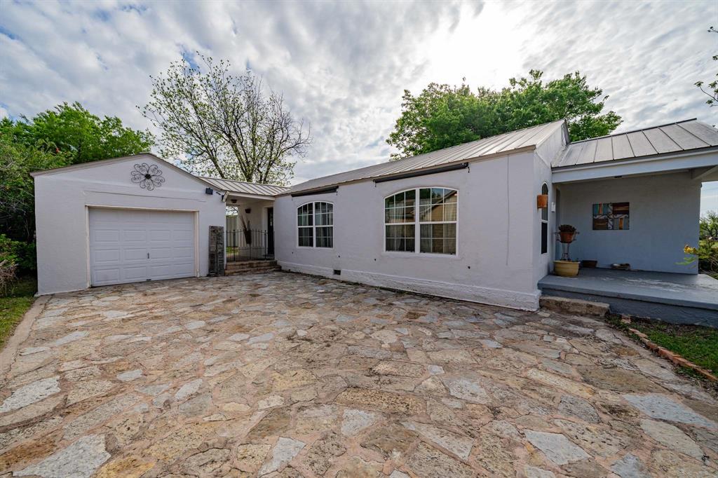 1004 N 7th Street Property Photo 5