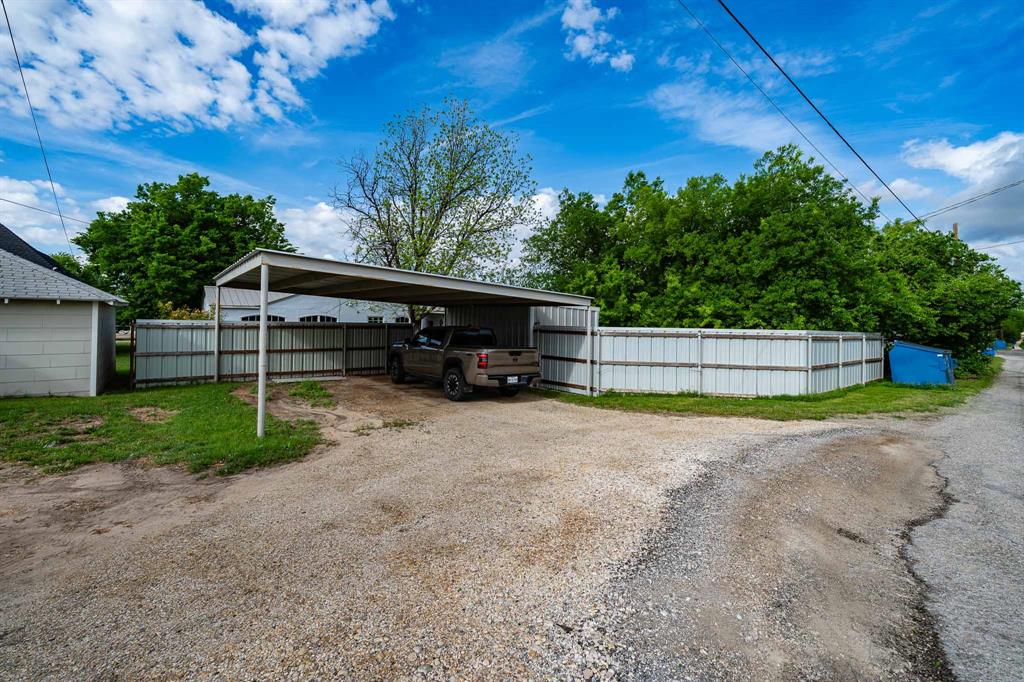 1004 N 7th Street Property Photo 35