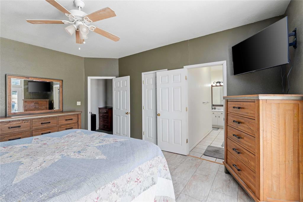 701 4th Street Property Photo 14