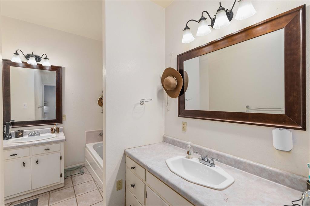 701 4th Street Property Photo 16