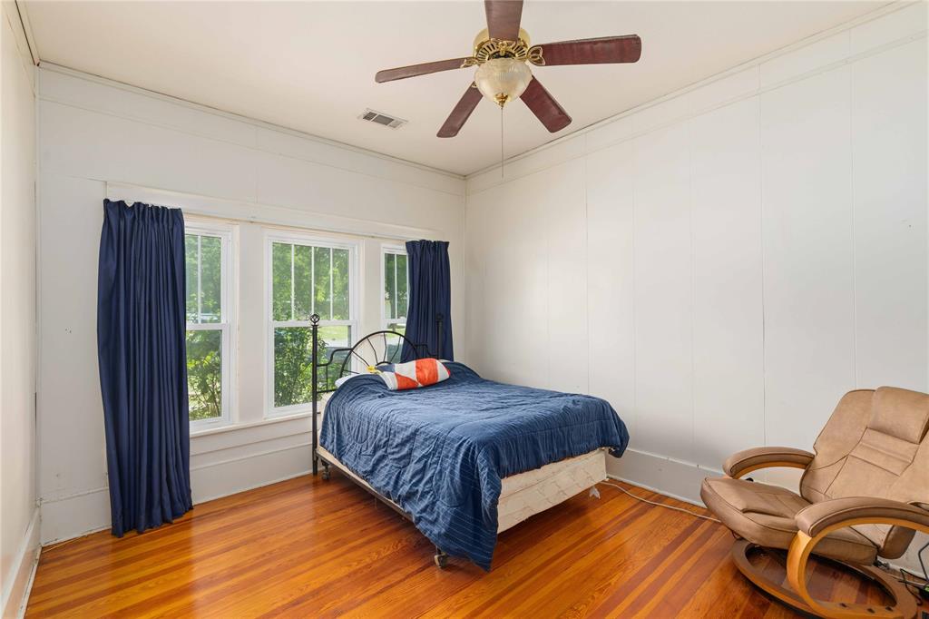 701 4th Street Property Photo 18
