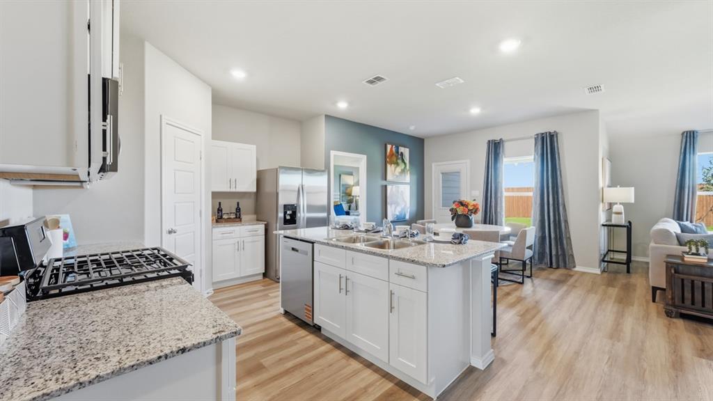 185 Mlm Parkway Property Photo 7