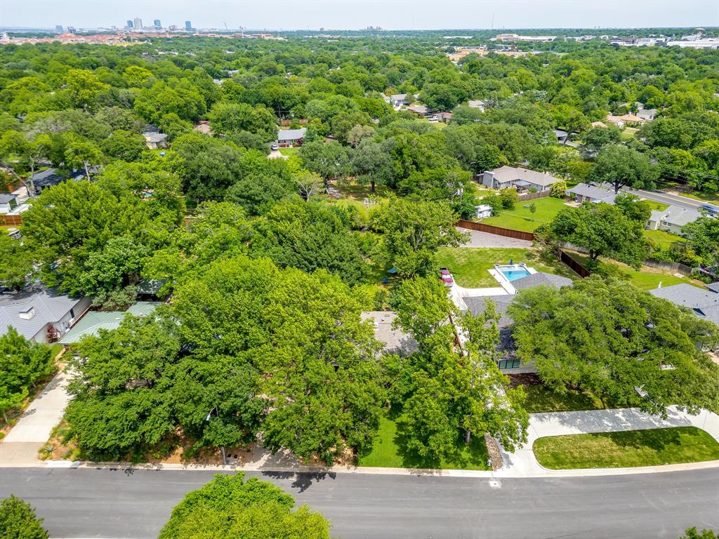 3628 Manderly Place Property Photo 5