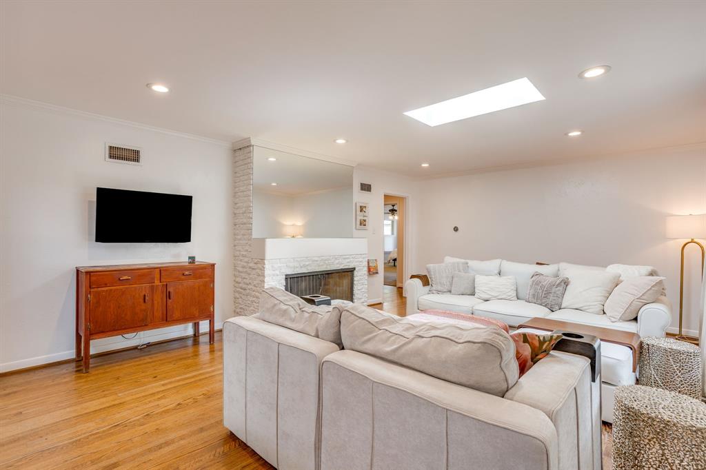 3628 Manderly Place Property Photo 12