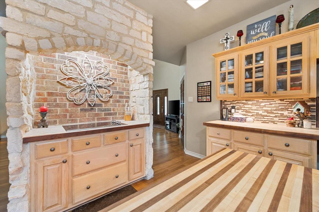 4070 Fm 2452 Property Photo 10