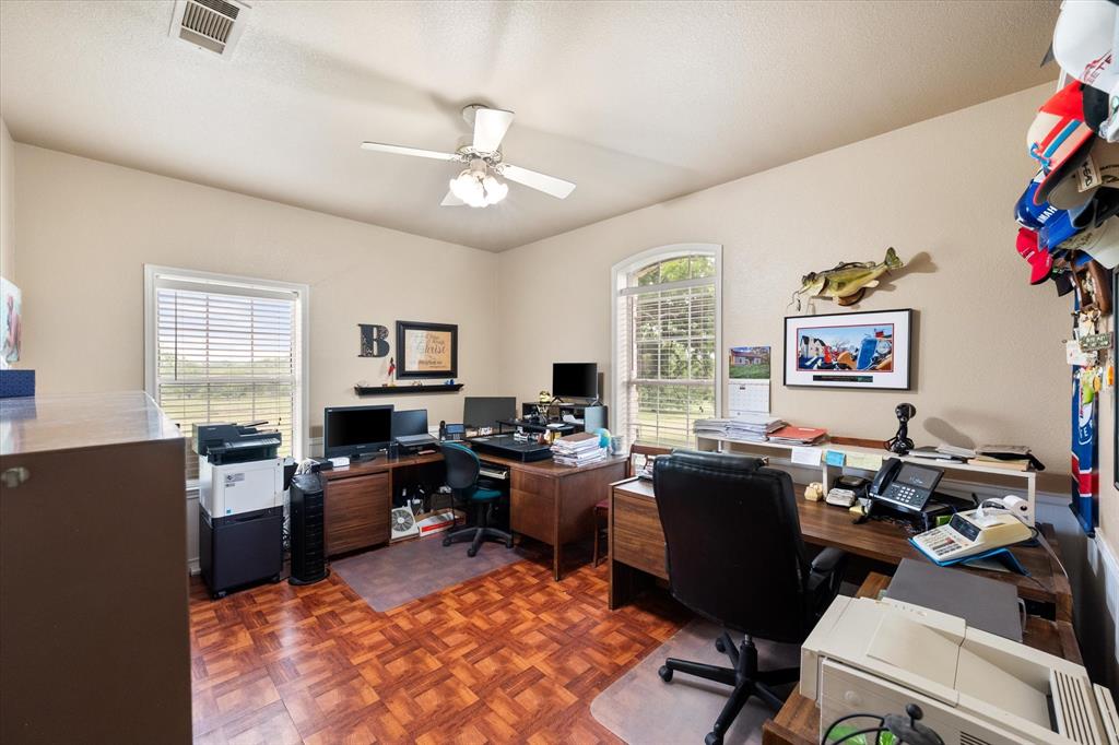 4070 Fm 2452 Property Photo 23