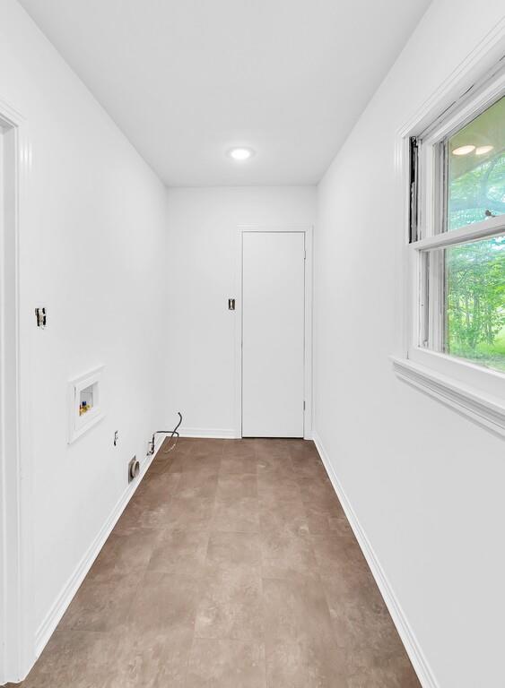 311 E Newland Property Photo 15