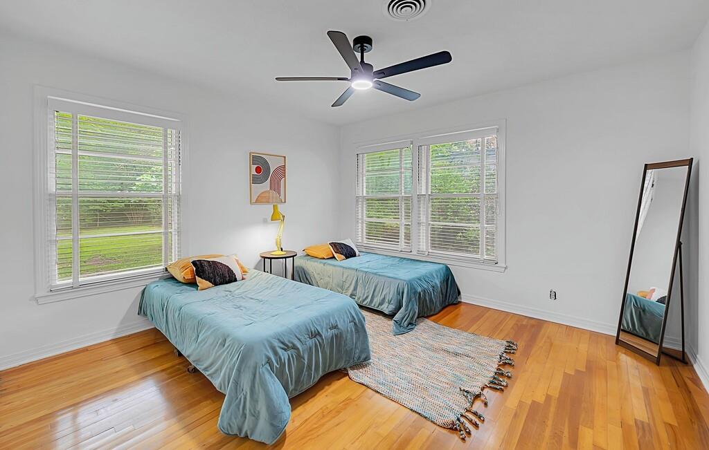 311 E Newland Property Photo 22