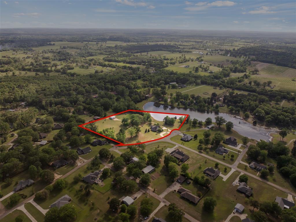 6 County Road 1215 Property Photo 4