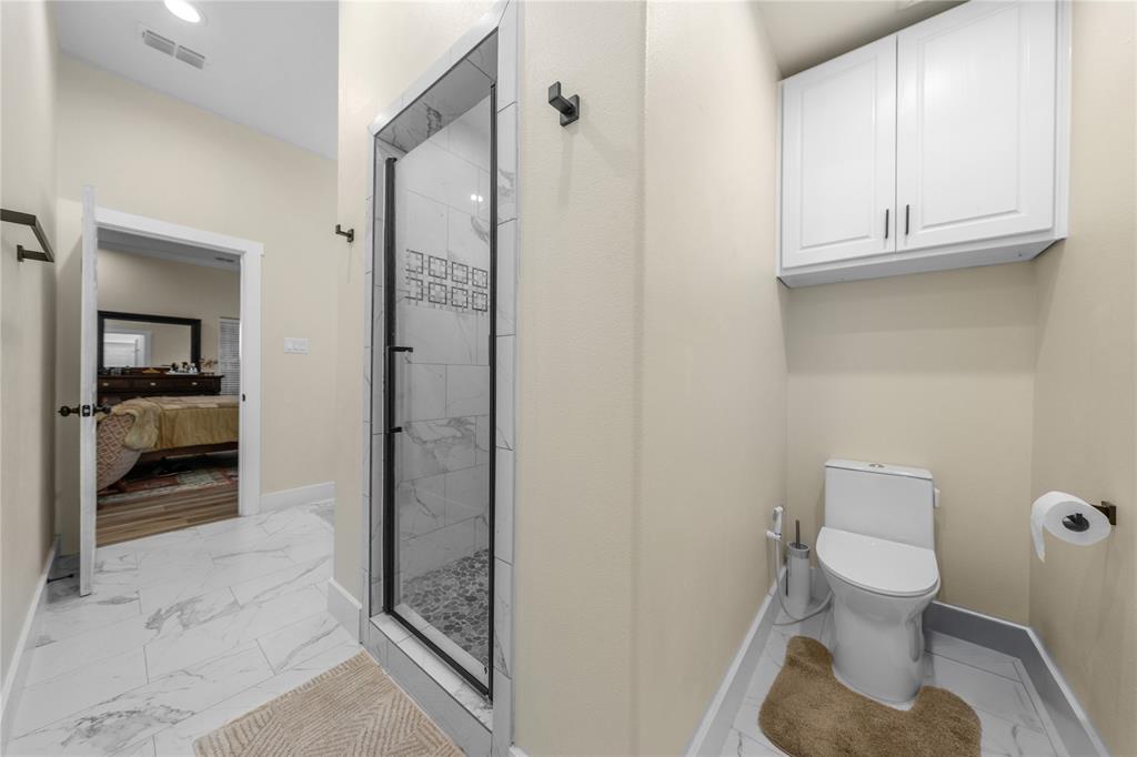 945 Jennings Lane Property Photo 33