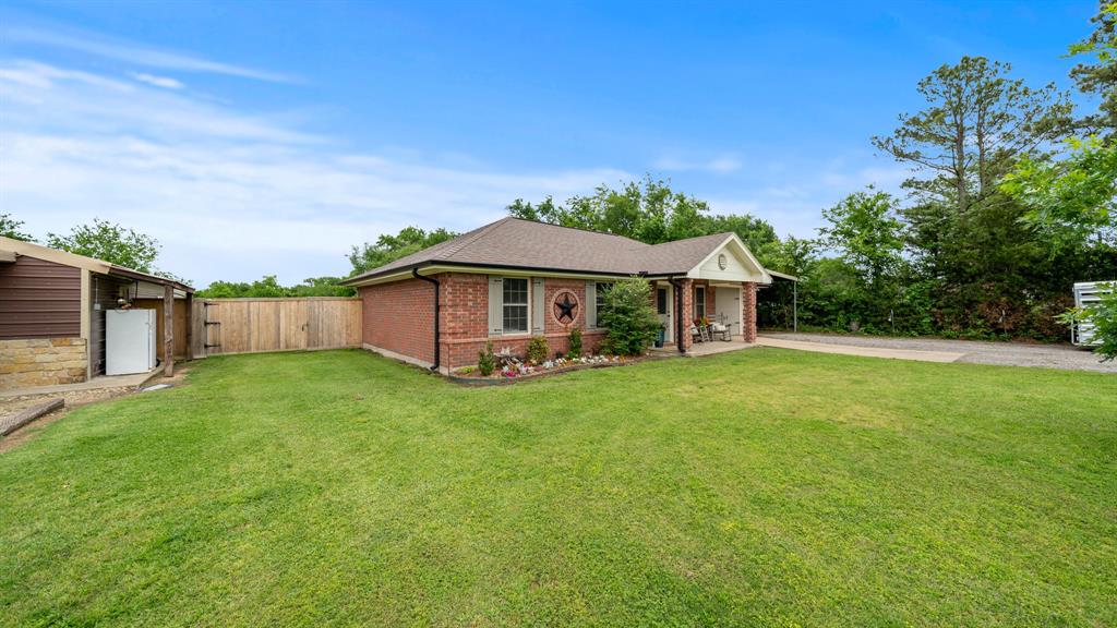 111 Vz County Road 3433 Property Photo 25