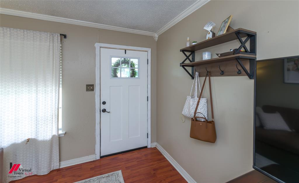 6574 Graham Lane Property Photo 3