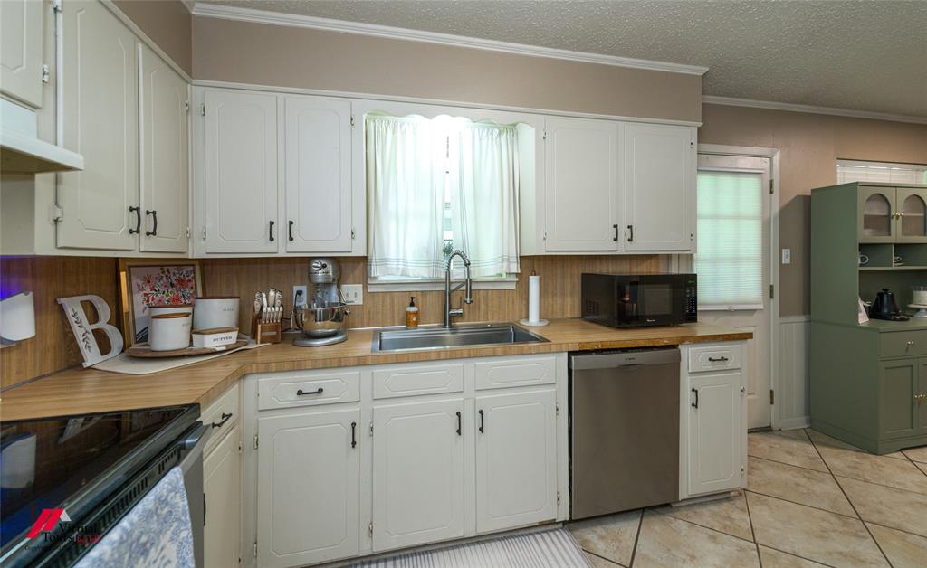 6574 Graham Lane Property Photo 13