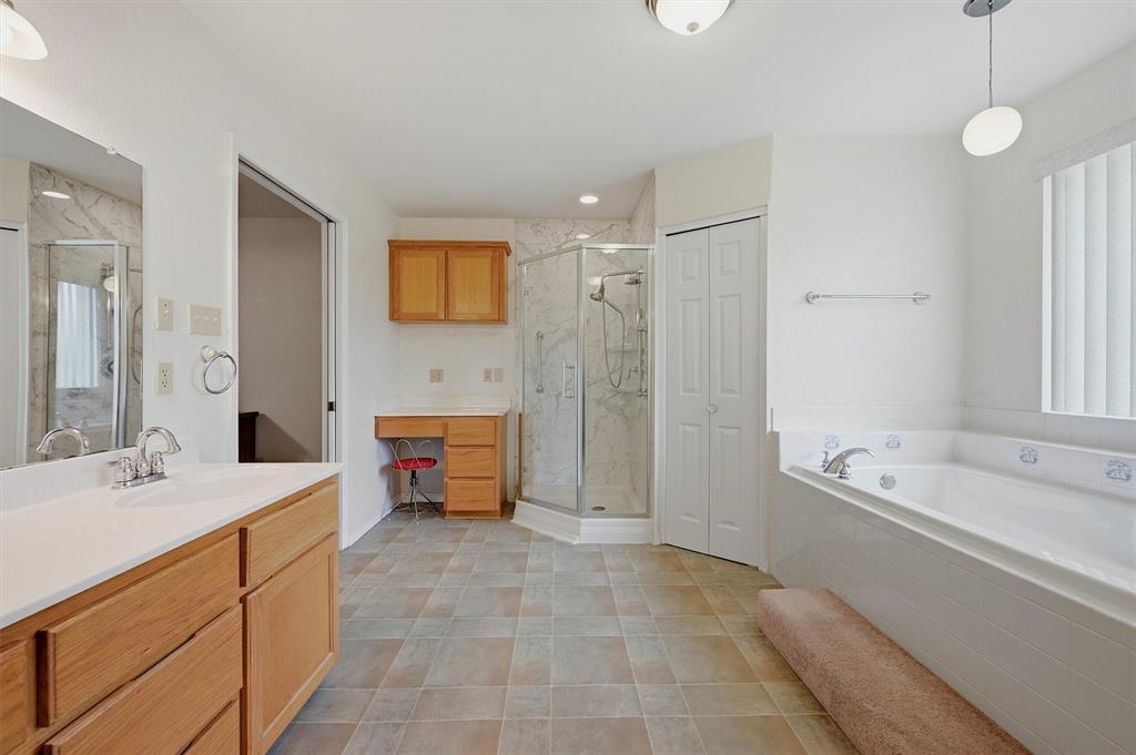 1808 E Fm 120 Property Photo 26