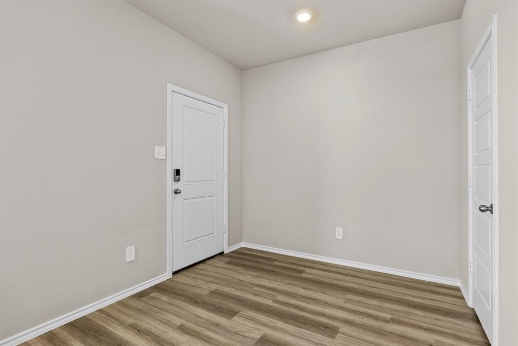 3057 Maple Orchard Lane Property Photo 5