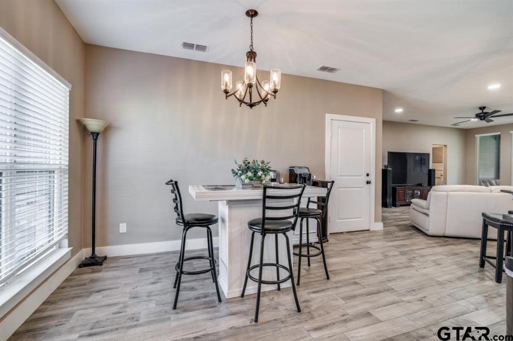 17409 Crossing Circle Property Photo 11