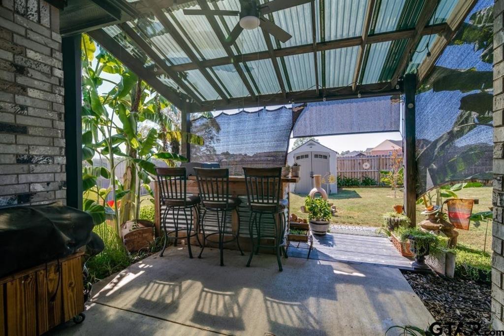 17409 Crossing Circle Property Photo 22