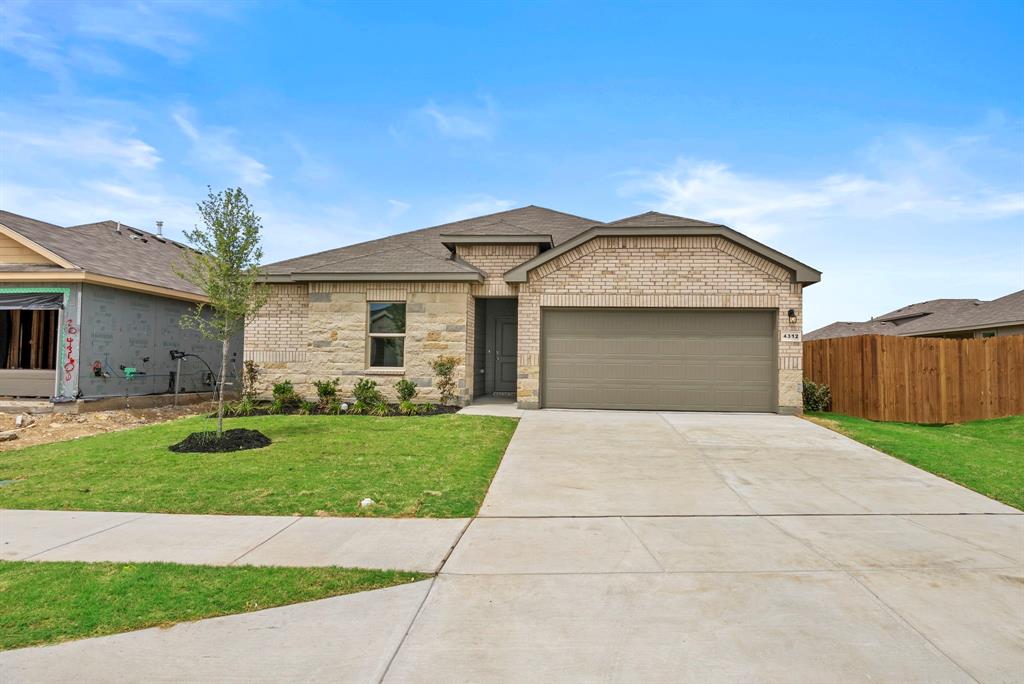 4312 Valley Brook Drive Property Photo 1