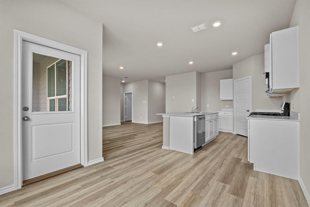 4312 Valley Brook Drive Property Photo 12